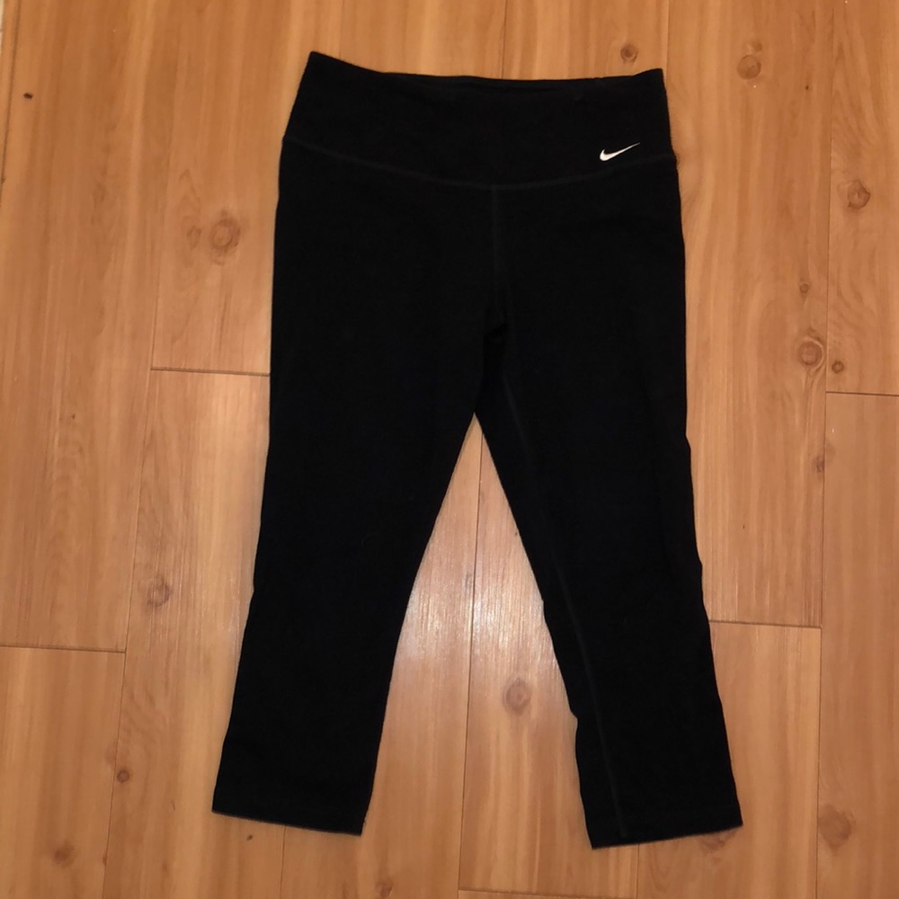 Nike dry fit cropped legging